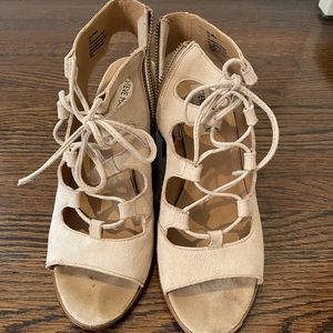 Steve Madden Nilunda Heels!